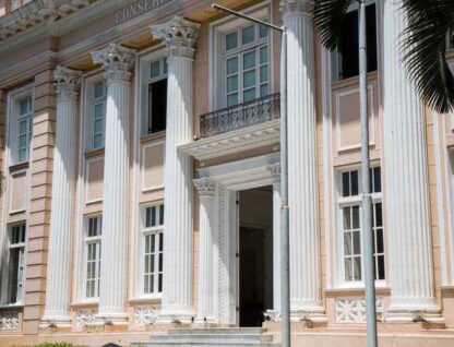 Imagem mostra fachada do Conservatório UFMG